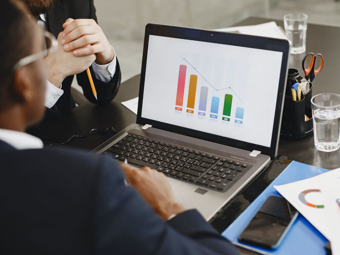 Internal leadership development is a strategic priority for many organizations. At Carmen Carbone Leadership Development & Recruiting, we specialize in nurturing and developing leaders from within. This post will guide you through the process of developing leaders internally.